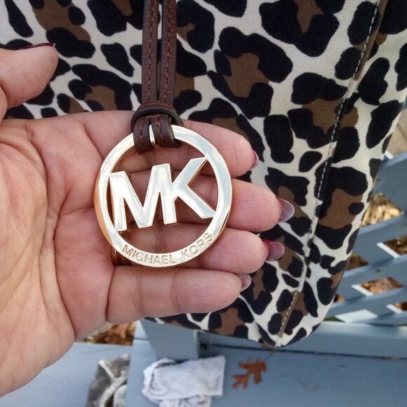 Michael Kors large  cavas leopard tote bag - Picture 9 of 10